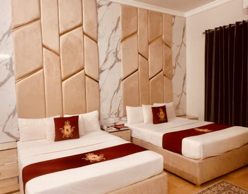 inter connected room